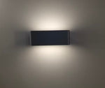 LED Wall-Mounted Fixture with Direct-Cast Aluminum - 13W